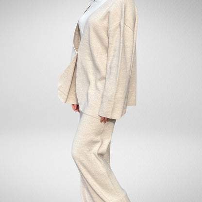 Chunky & Chick Cardigan- beige